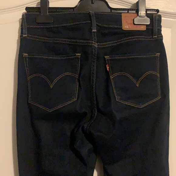 Levi’s 721 high rise skinny - dark wash - Picture 6 of 7